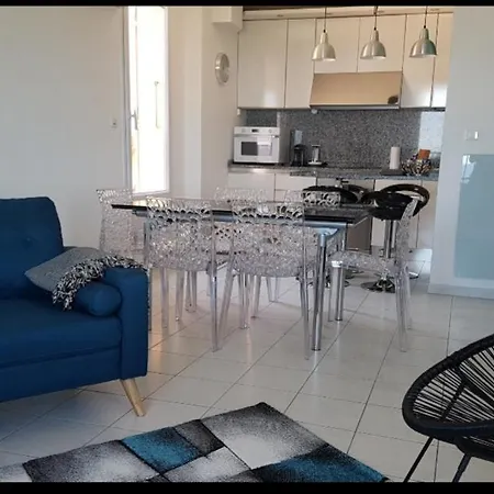 2 Terrasses Face De 100m2 Апартаменты Сен-Флоран