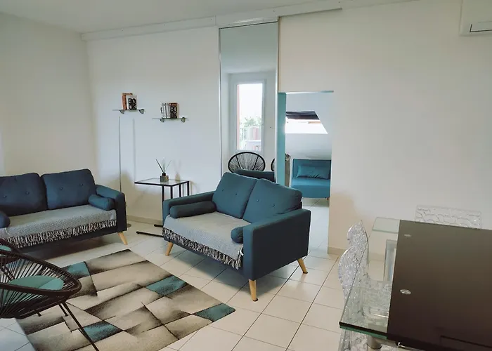 2 Terrasses Face De 100m2 Saint-Florent (Corsica)